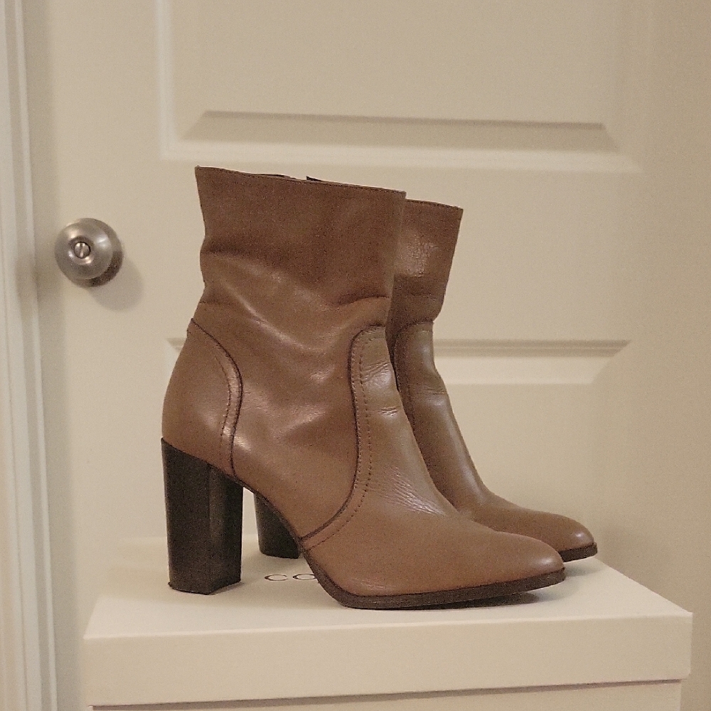 Cordani Tan Leather Heeled Boots